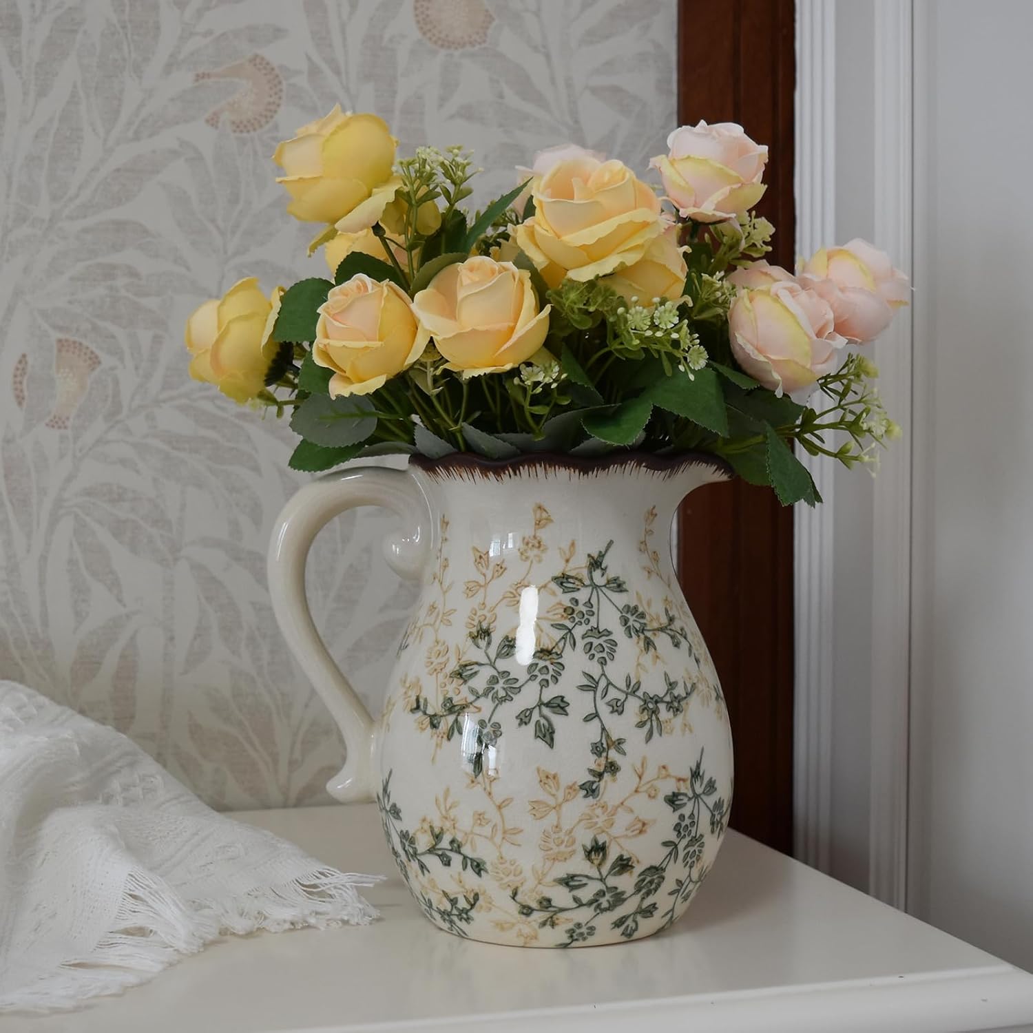 Compact Ceramic Flower Vase – tabletop floral display and modern home decor, Space-Saving Ceramic Flower Vase tabletop floral display and modern home decor Modern, designed for American homes and practical gifting
