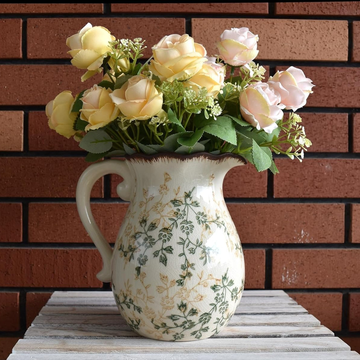 Compact Ceramic Flower Vase – tabletop floral display and modern home decor, Space-Saving Ceramic Flower Vase tabletop floral display and modern home decor Modern, designed for American homes and practical gifting