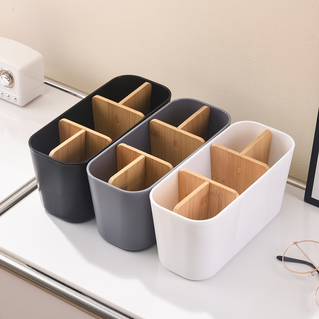 Smart Home Storage Organizer – space-saving everyday organization, 5-Slot Toothbrush Holder Suitable for Bathrooms Plastic Base Countertop Organizer with -Standing for Electric, designed for American homes, daily convenience and practical gifting