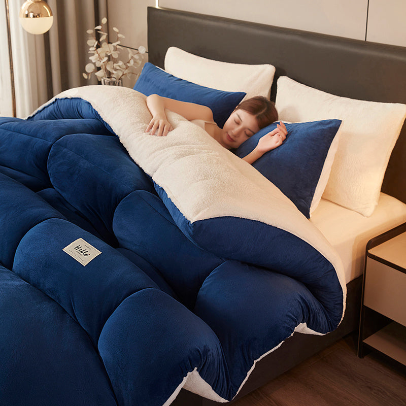 Throw Blanket – Luxury Comforter Queen Size - Reversible Ultra Plush All-Season Thick Blanket, Mac
