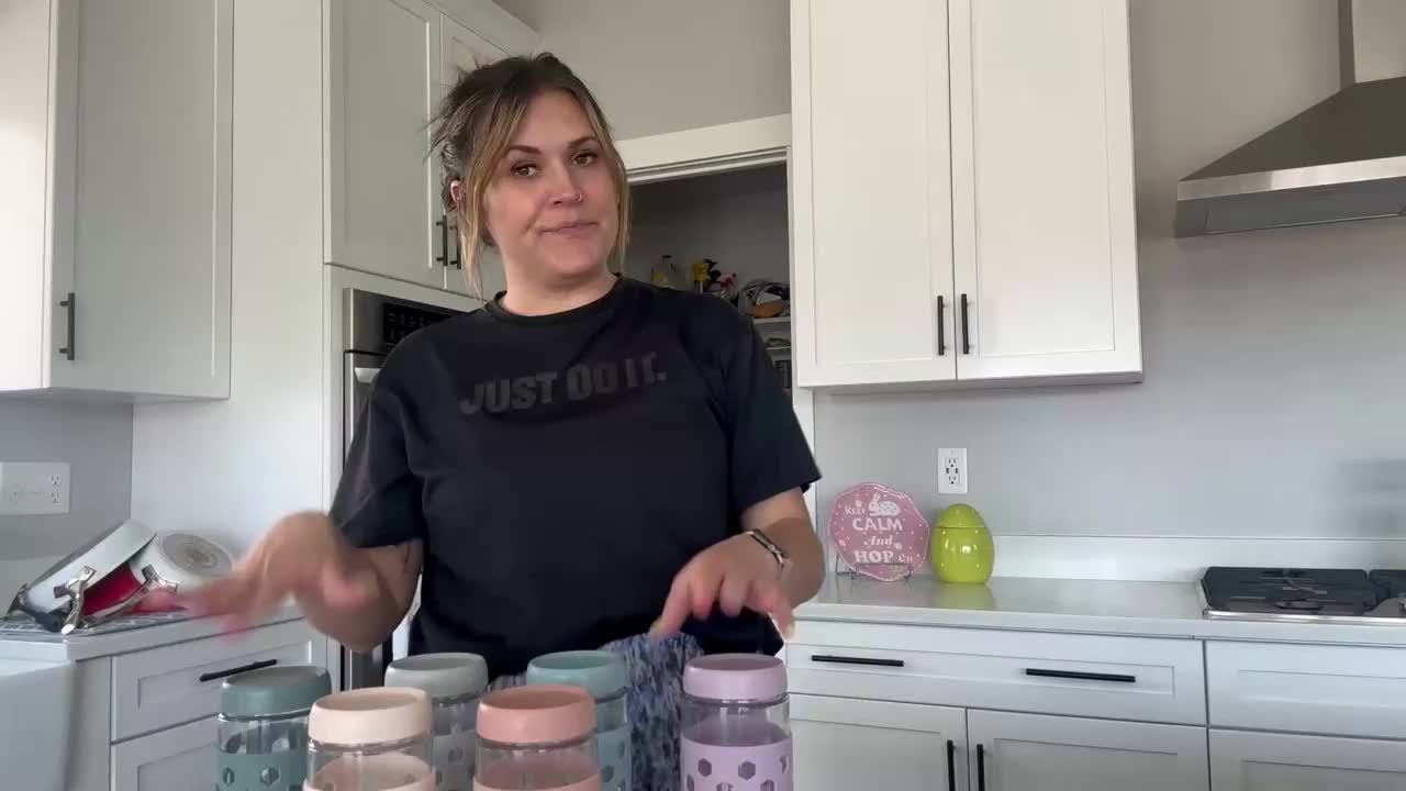 6-Pack Glass Airtight Jars with Silicone Sleeves, Moisture-Proof Food Storage Containers for Tea, Grains, Nuts, Snacks, and Yogurt
